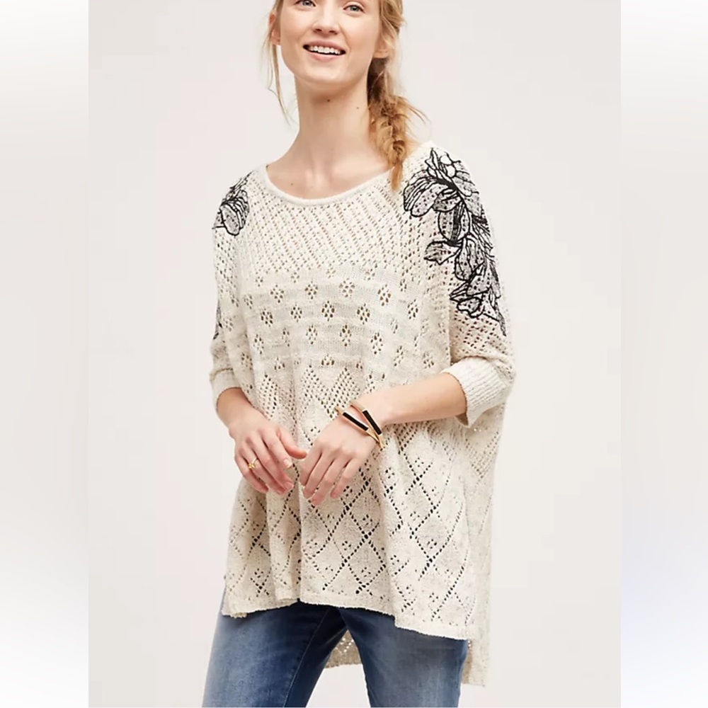 Anthropologie Knitted and Knotted Launa Embroidered Open Knit Poncho Size XS/S